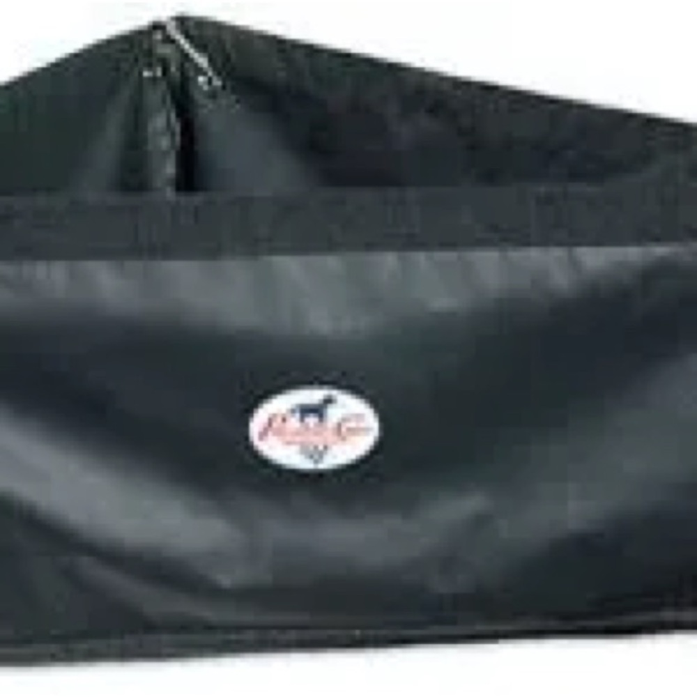 Kennsington Corner Feeder Mesh for trailer/stall - large - Picture 4 of 4